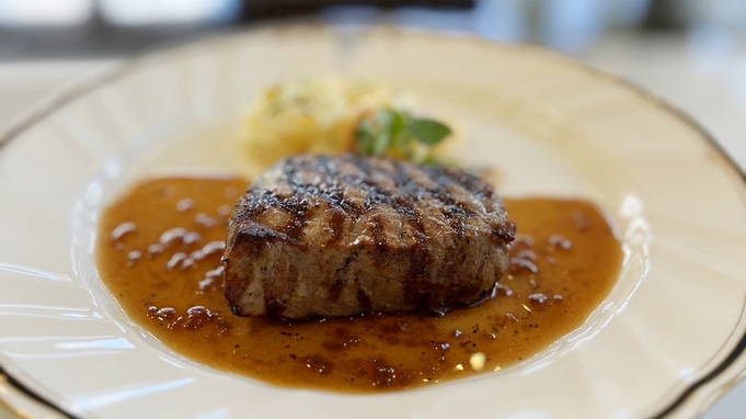 ゜。*+大事なあなたと +゜。*《飛騨牛ステーキ》夕朝食付＊特別な日におすすめ♪【ご宿泊4〜11月】